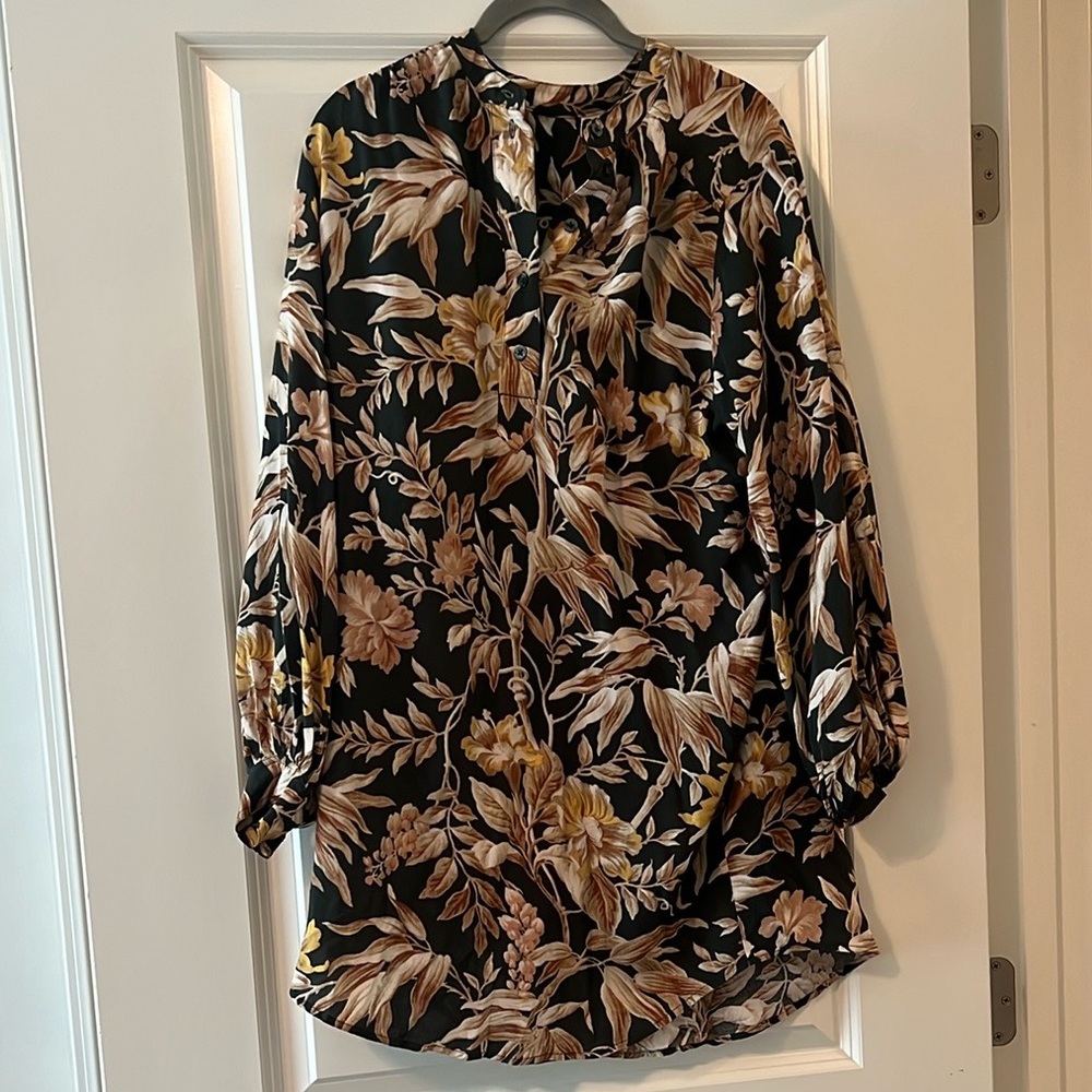 H&M Tropical Tunic or Dress Womens size 2 Floral Print Button Up Long Line